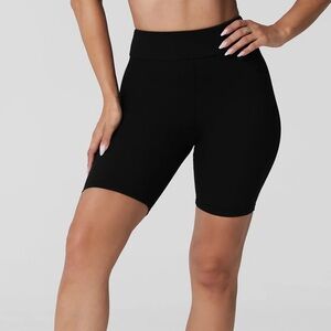 Lici Fit | High-Waisted Scrunch Booty Biker Shorts
